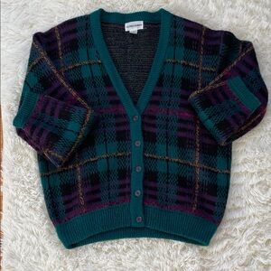 Beautiful thrifted plaid cardigan